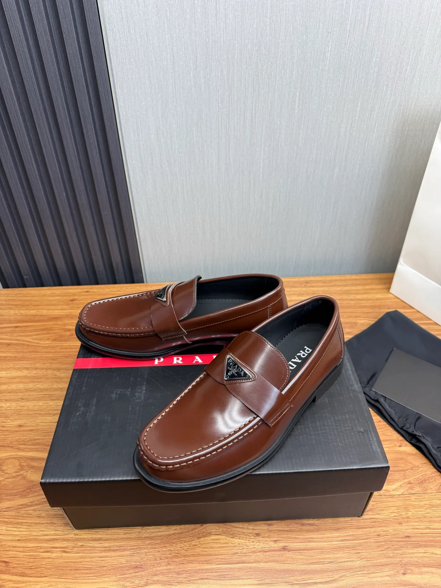 Factory price 580💰 ＰＲＡＤＡPrada. Men's business casual leather shoes, luxurious and noble👞All imported original brand leather materials, just to create a more comfortable wearing experience, upper: original cowhide. Frosted cowhide➕Imported full cowhide, original outsole✔️36-45 (45 non-returnable)